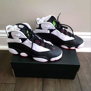 Boys Jordan Sneakers